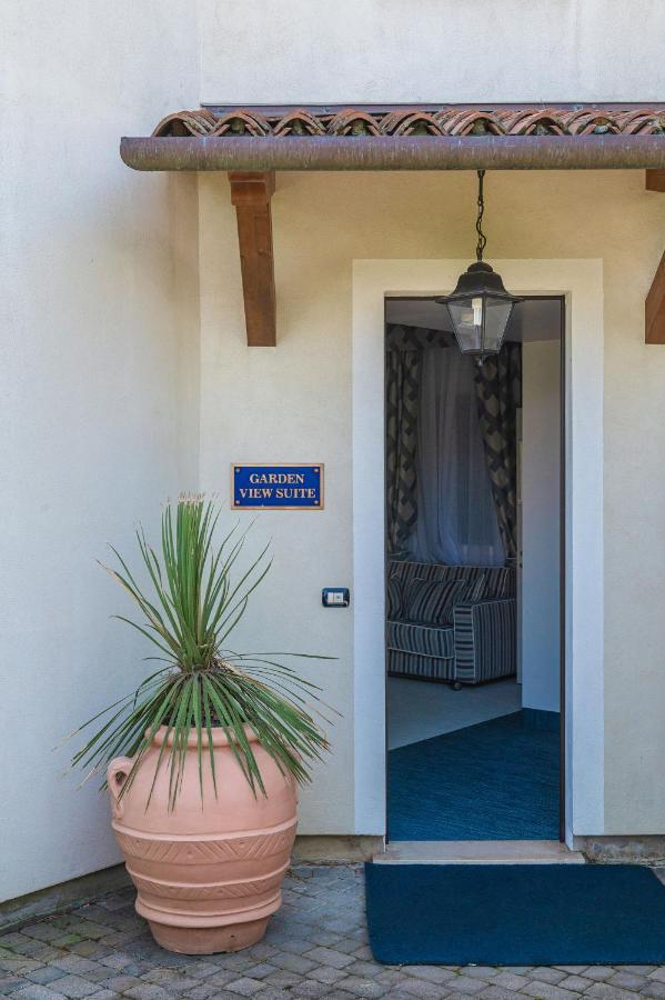 Casa Bianca Al Mare Hotel Lido di Jesolo Bagian luar foto
