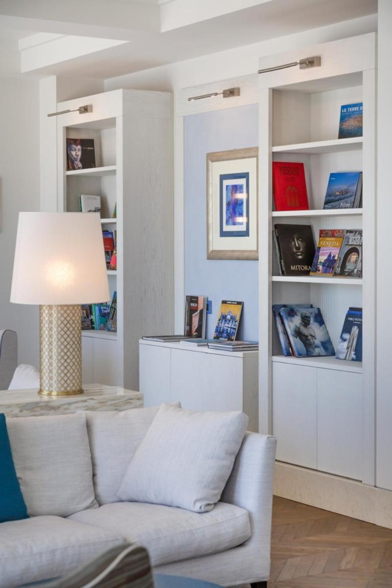 Casa Bianca Al Mare Hotel Lido di Jesolo Bagian luar foto
