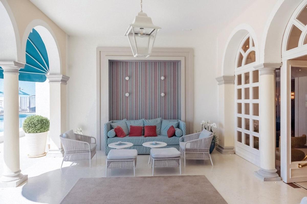 Casa Bianca Al Mare Hotel Lido di Jesolo Bagian luar foto